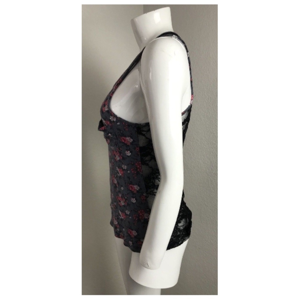 Iris Basic Pink Floral Tank Laced Grey Blouse  M - Picture 3 of 6